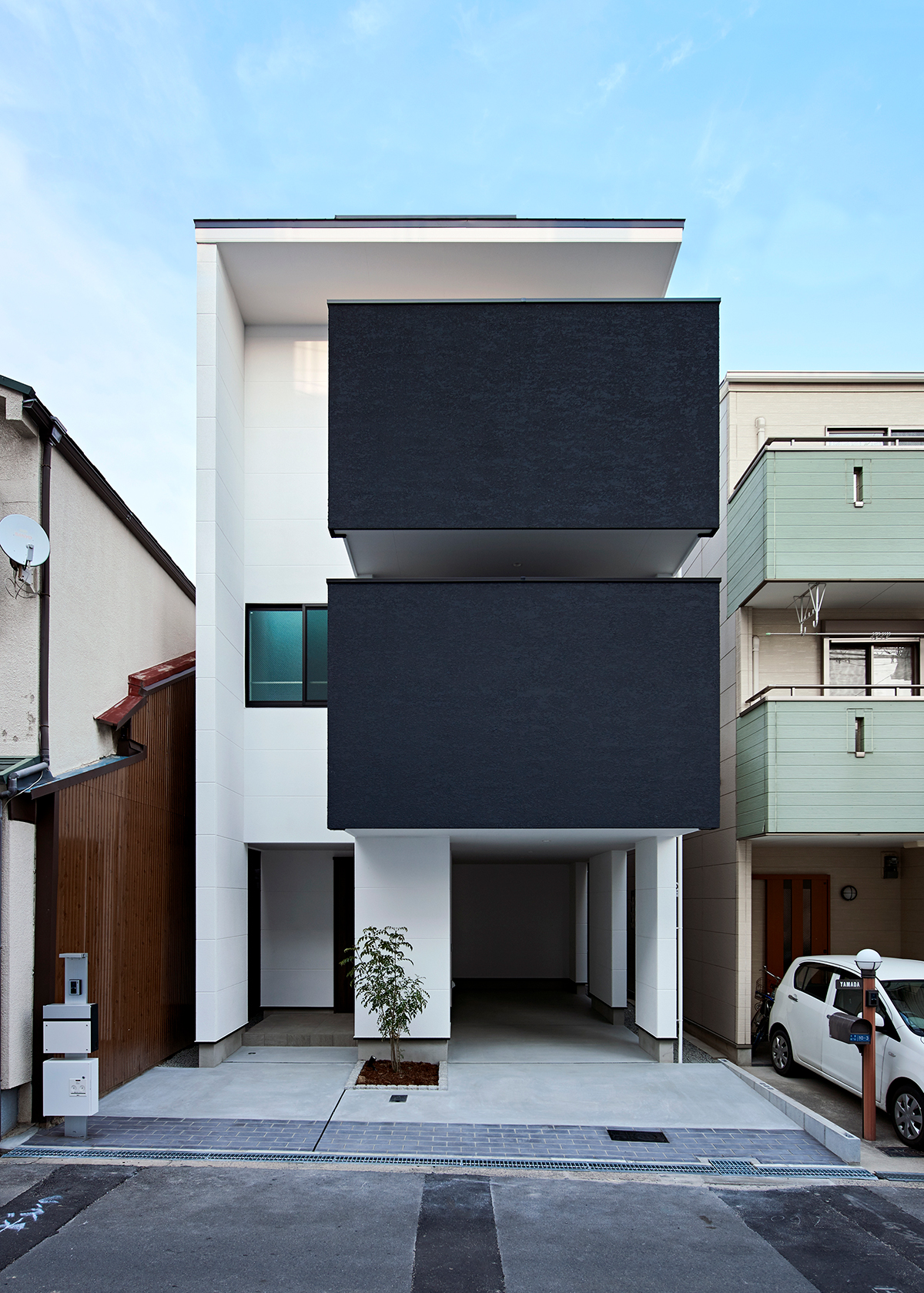 モノトーン×ハコ