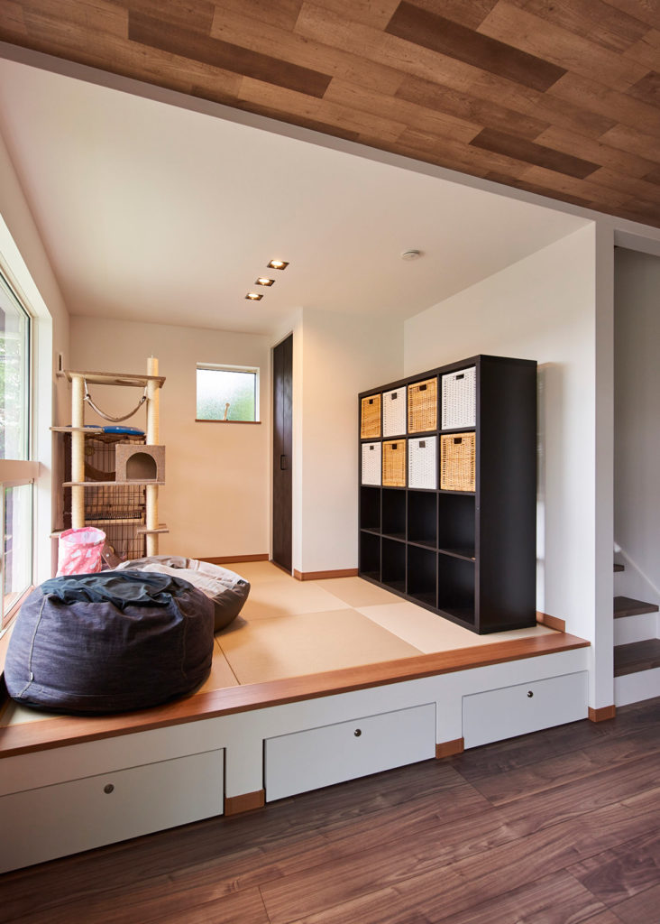 空間の広がりを感じる、快適な住まい