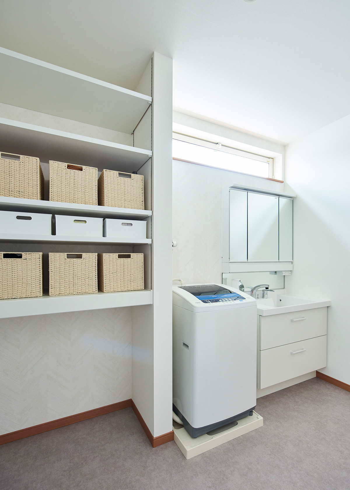 空間の広がりを感じる、快適な住まい