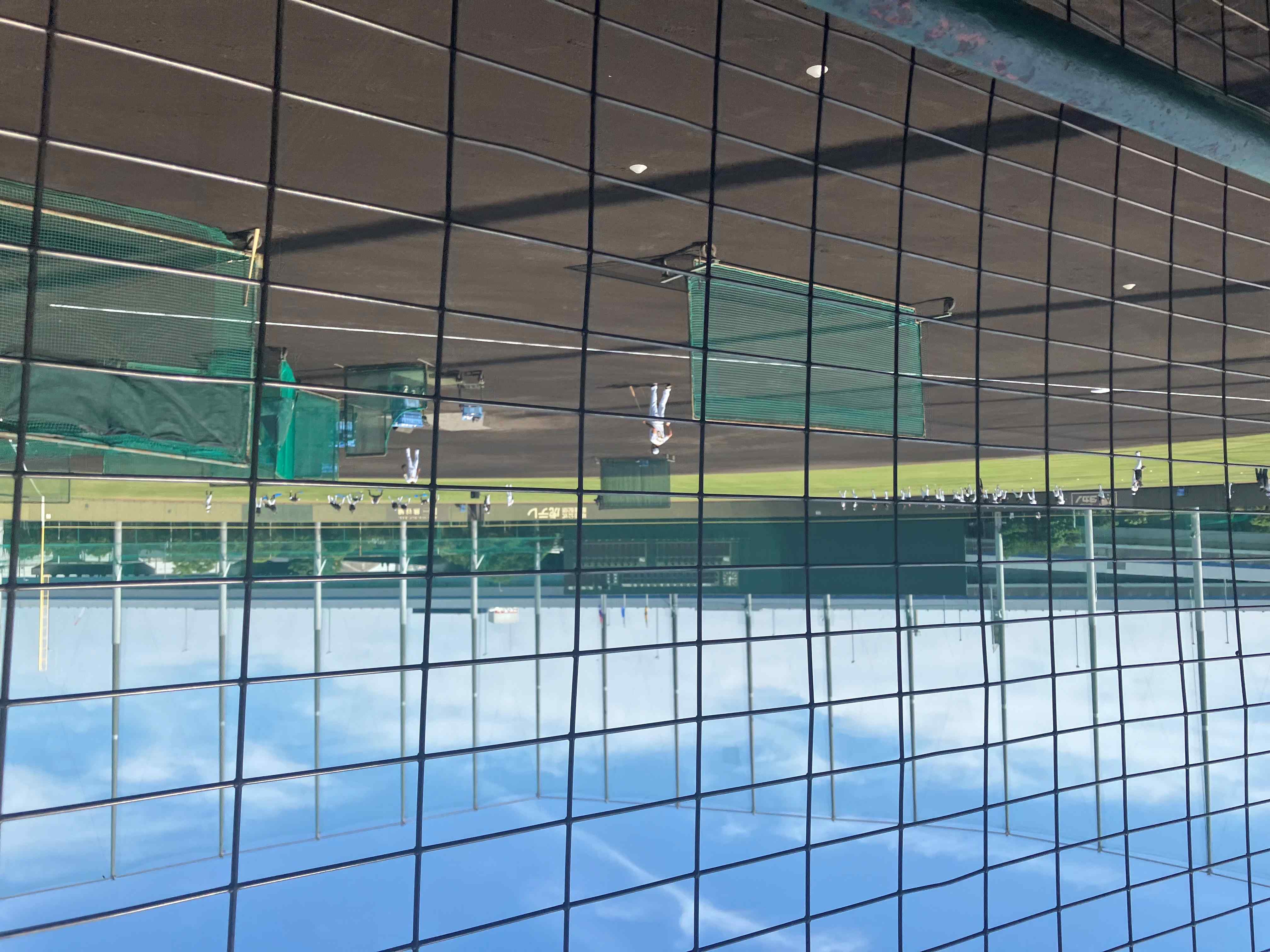 957CA7F6-78A0-4C73-86CF-648D3D024F78