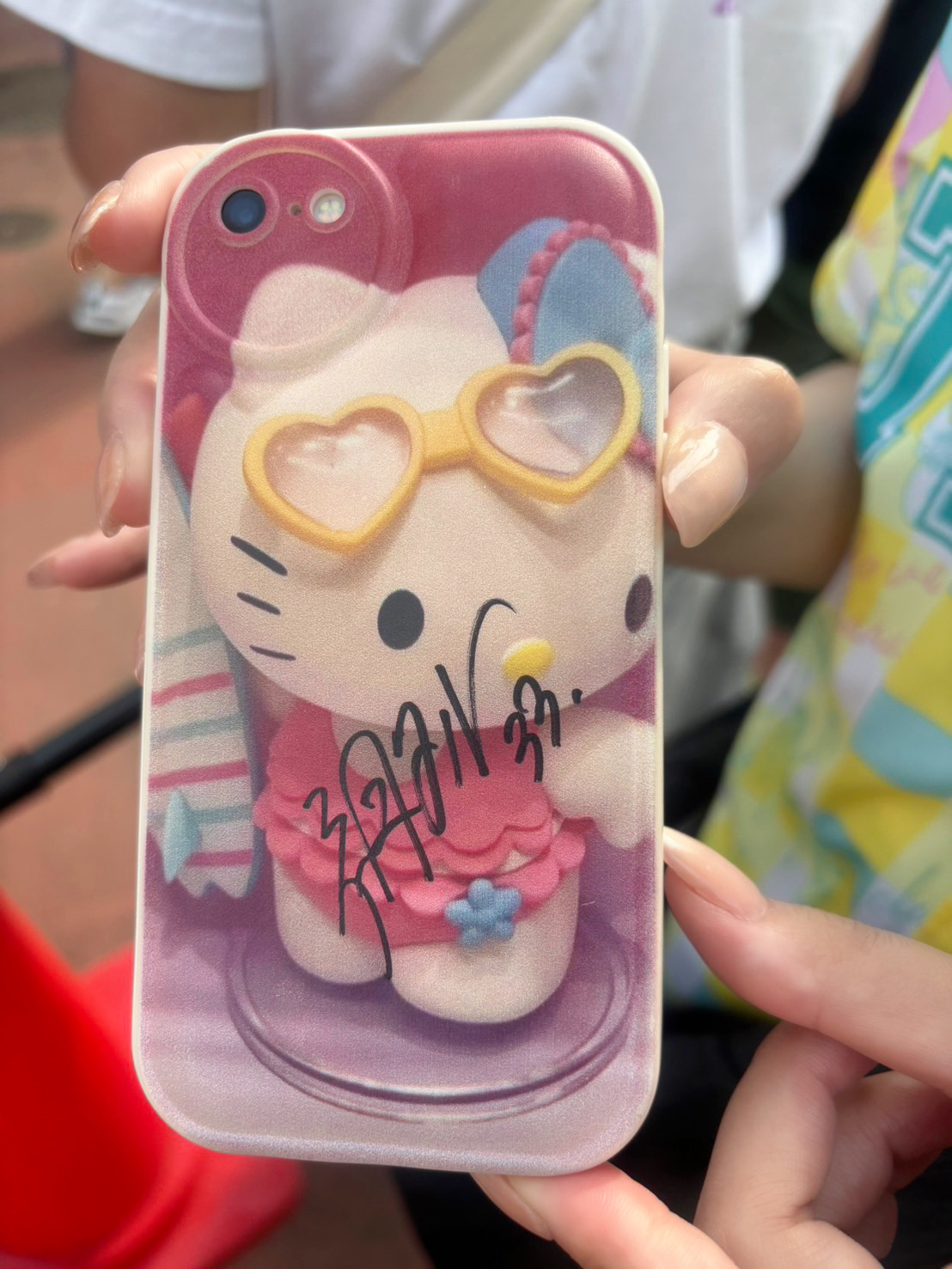 DF27BD15-0B03-4DC9-B26E-7F30F3948BCE