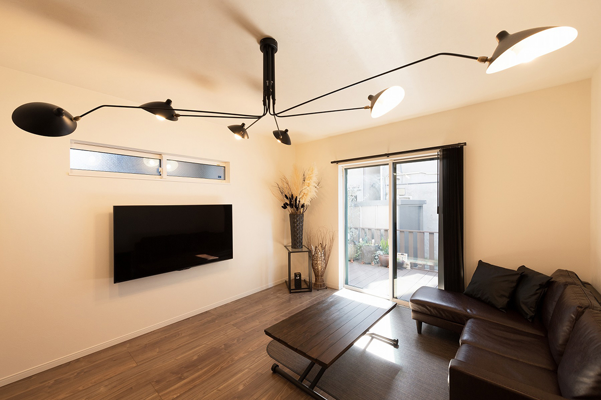 大人のBLACK&GRAYな家