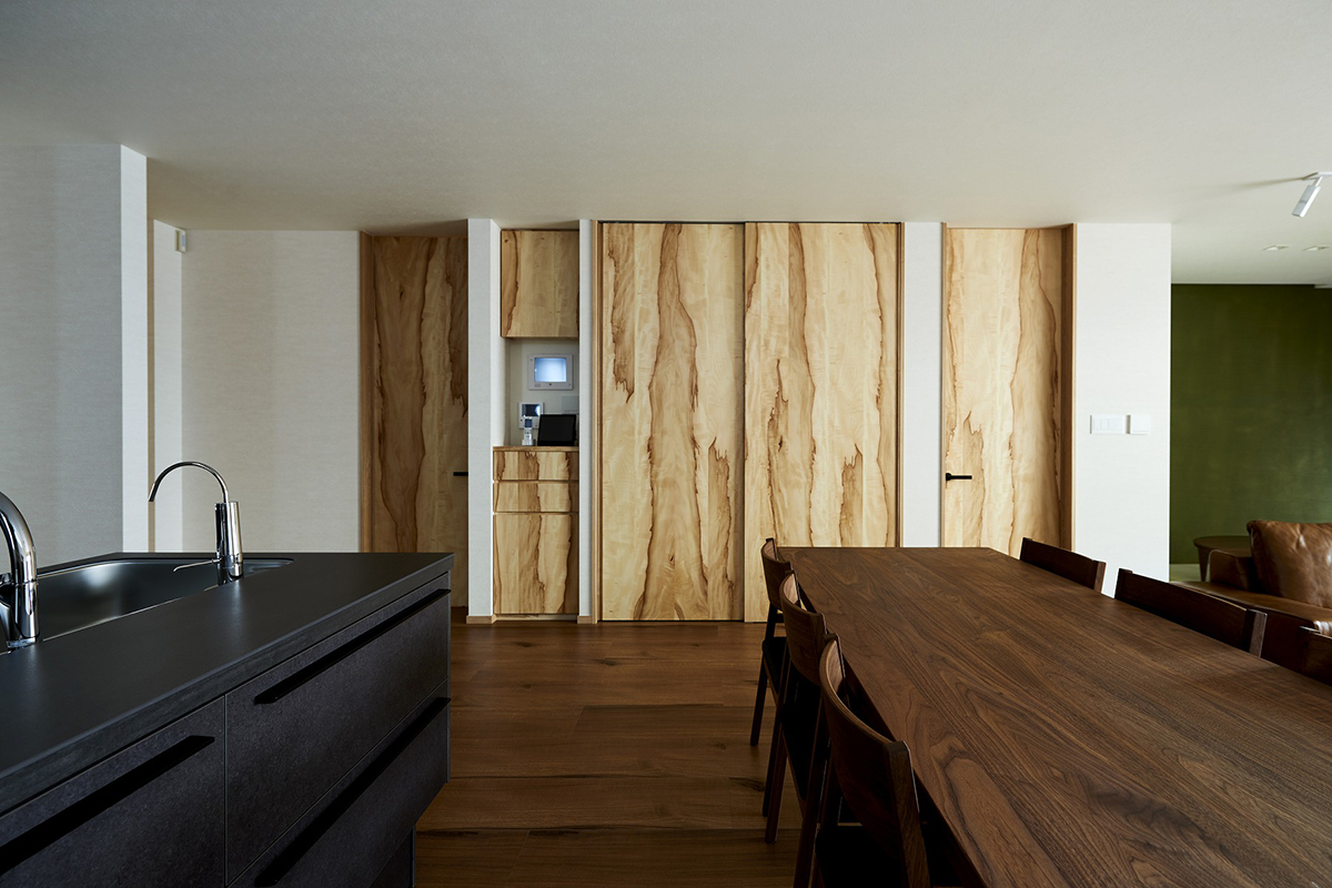 素材にこだわる、品格ある住まい