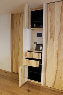 収納①　ルーター